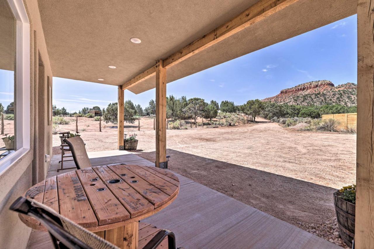 Quiet Kanab Home With Panoramic Views And Porch! Exterior photo