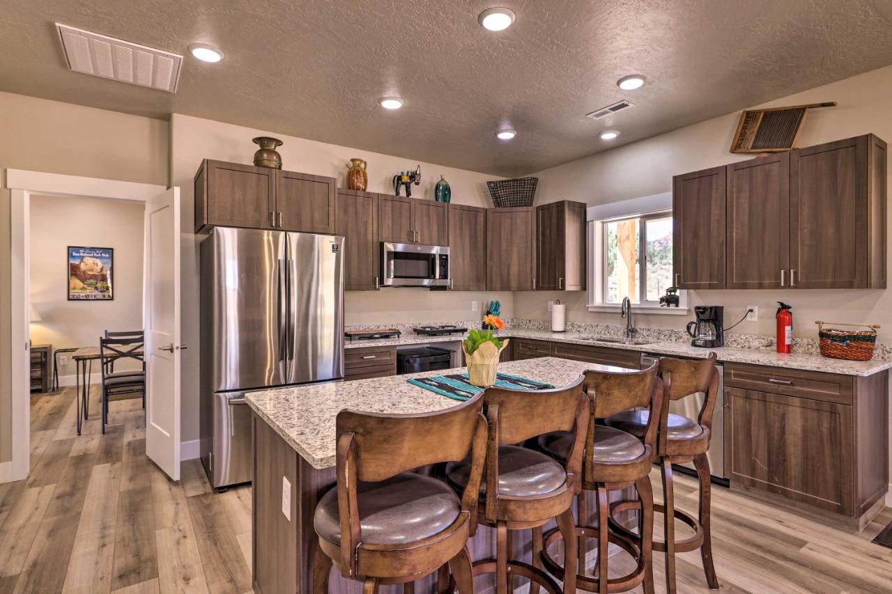 Quiet Kanab Home With Panoramic Views And Porch! Exterior photo
