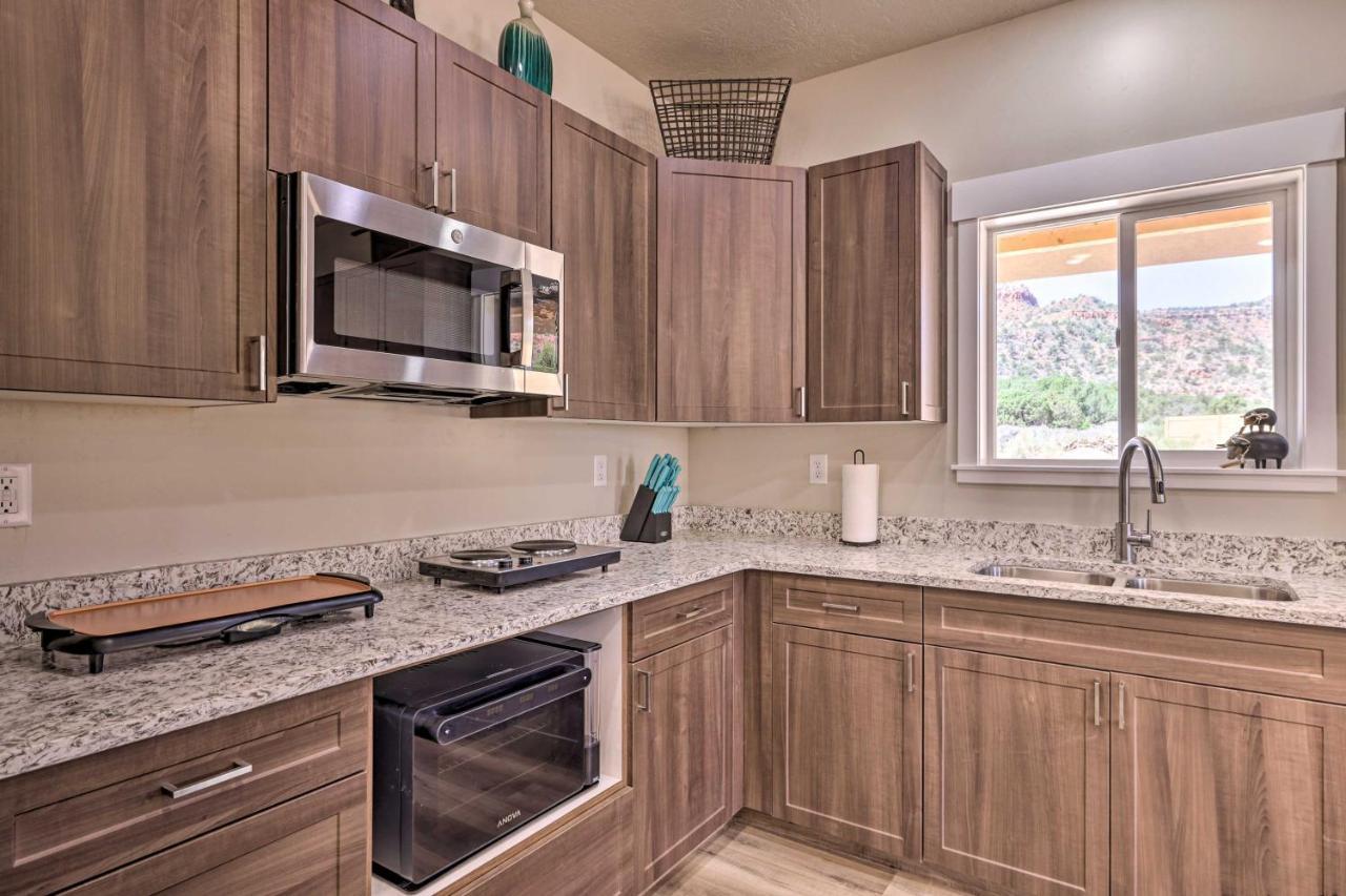 Quiet Kanab Home With Panoramic Views And Porch! Exterior photo